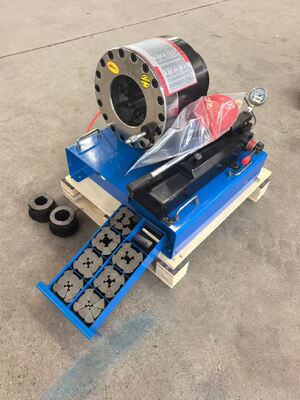 Высокоэффективная 600T ручная шланговая кримпинг-машина с диапазоном кримпинга 6-51 мм и 10 взаимозаменяемыми матрицами для гидравлических приложений