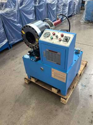 Гидравлический обжимной станок для шлангов с производительностью 200 шт. в час, в комплекте 10 матриц и усилием обжима 600 тонн