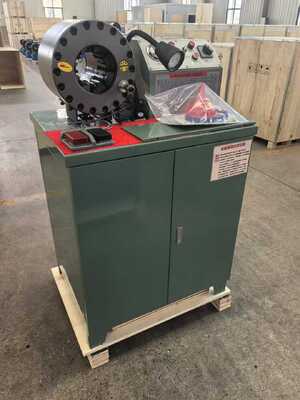 Хорошая цена. 2-дюймовый размер обжима зеленого цвета достигает внутреннего диаметра шланга 2,5 дюйма, большая сила обжима, 600 т, машина для обжима резиновых шлангов с диапазоном 6-51 мм и 10 сменными матрицами с инструментами для быстрой замены пресс-форм онлайн