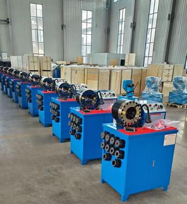 Хорошая цена. Машина для скрещивания резиновых шлангов с силой скрещивания 600 т с диапазоном действия 6-51 мм и 10 взаимозаменяемыми матрицами онлайн